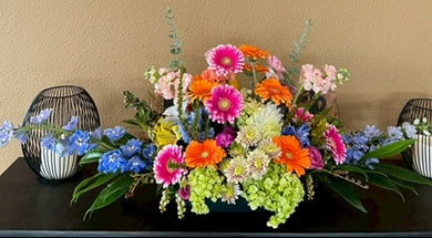 Seasonal Flower Bouquets - Free Local Delivery