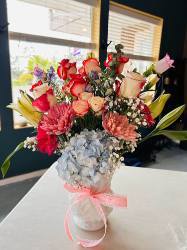 Seasonal Flower Bouquets - Free Local Delivery
