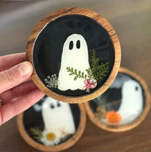 Pressed Flower Ghost Art